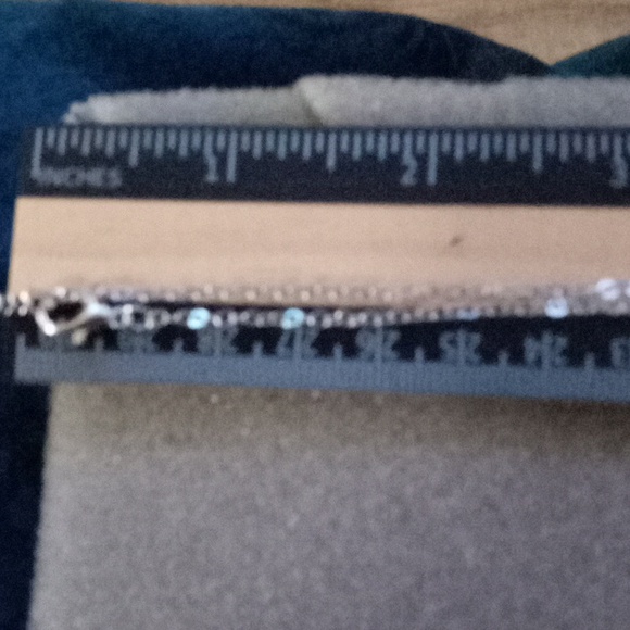 HILAND BULL WITH ROSE COLOR FLOWERS 🌺 - Picture 6 of 8